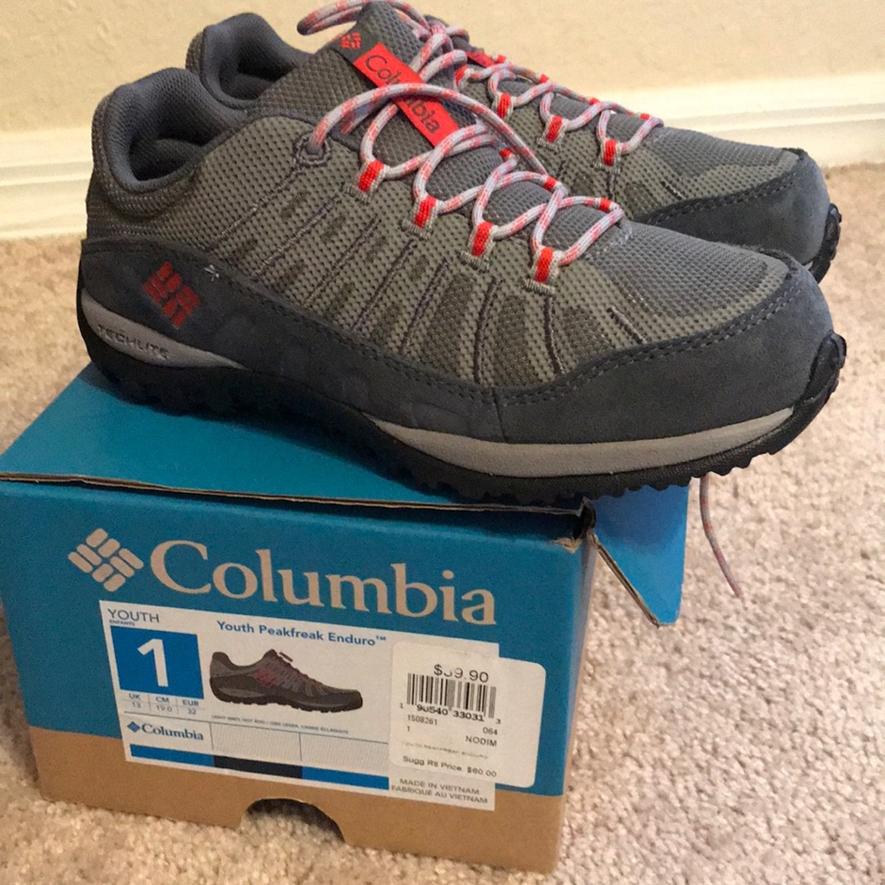 Columbia kid shoes